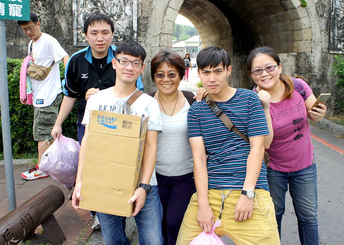 雷科左營大龜山淨山活動。