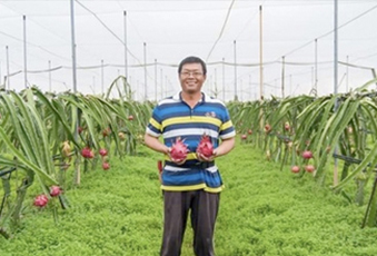 雷科鄭再興董事長捐助國立中山大學管學院「農村創新、公益轉型」計畫。