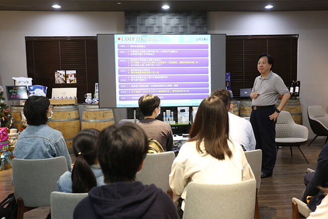 國立中山大學人力資源管理研究所參訪。