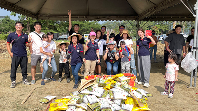 稻殼飄吟：秋風田園交饗宴。