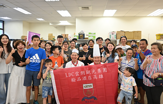 雷科化身鹽埕擺渡人 攜手共創「2024 鹽夏不夜埕」。