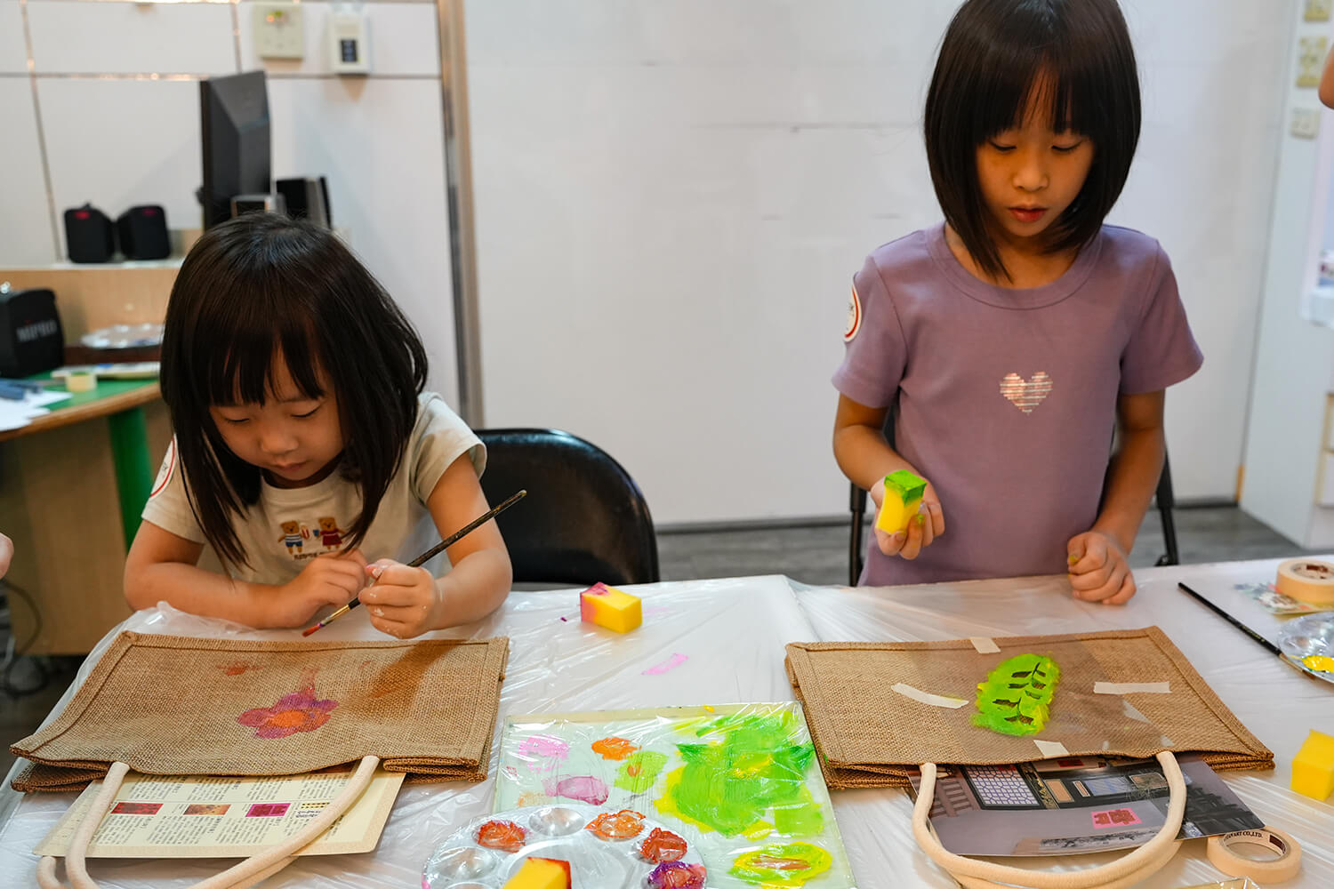 雷科三七 高美藝遊。