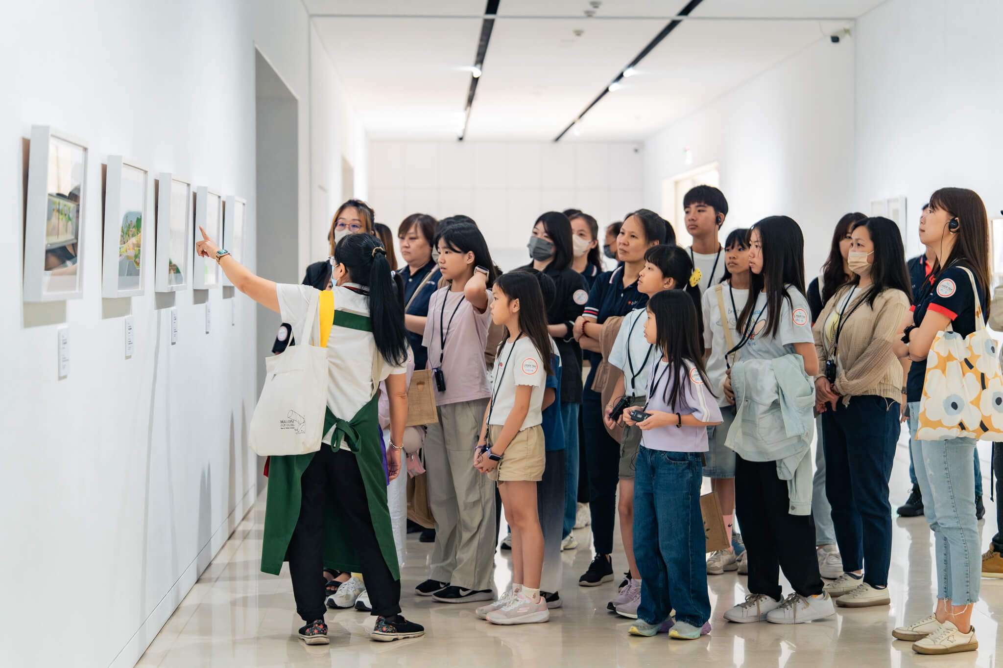 雷科三七 高美藝遊。