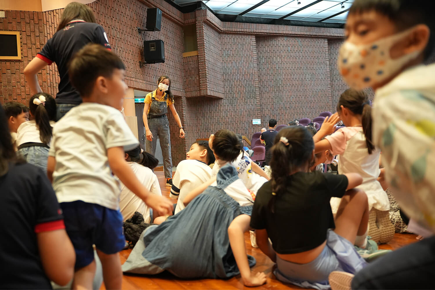 雷科三七 高美藝遊。